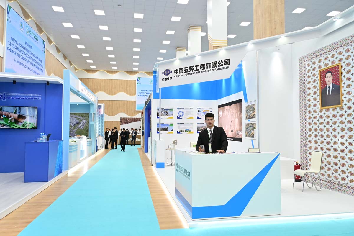 Awazada halkara sergi we maslahat üstünlikli tamamlandy