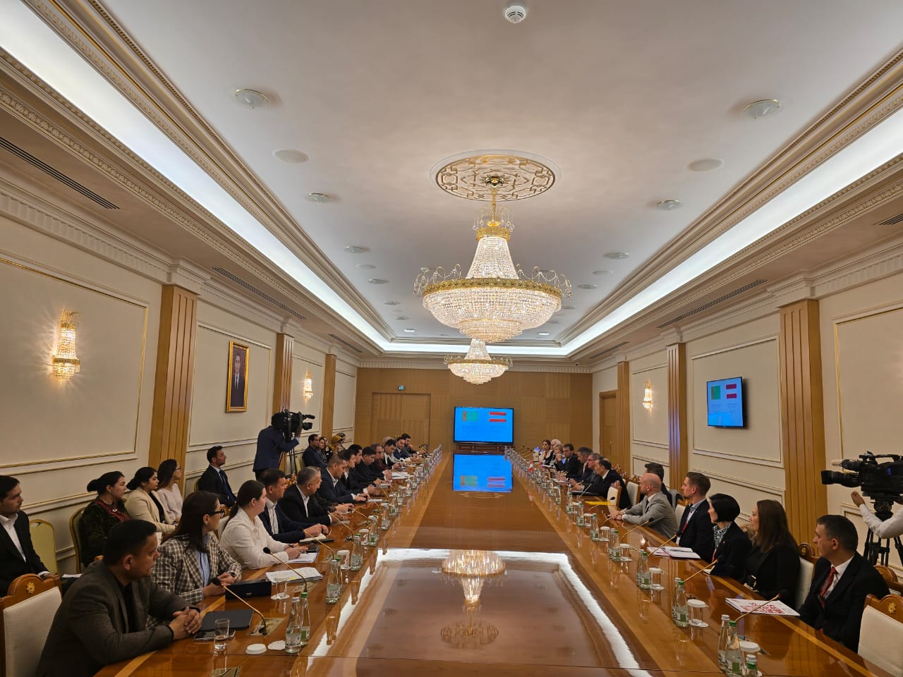 Türkmenistan-Awstriýa: Bitarap döwletleriň dostlukly hyzmatdaşlygy barha pugtalanýar