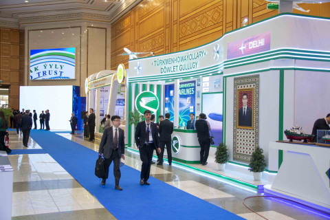 TSSE-de  gurnalan halkara sergi hem ylmy maslahat telearagatnaşyga we halkara ulag-üstaşyr geçelgelerine bagyşlandy