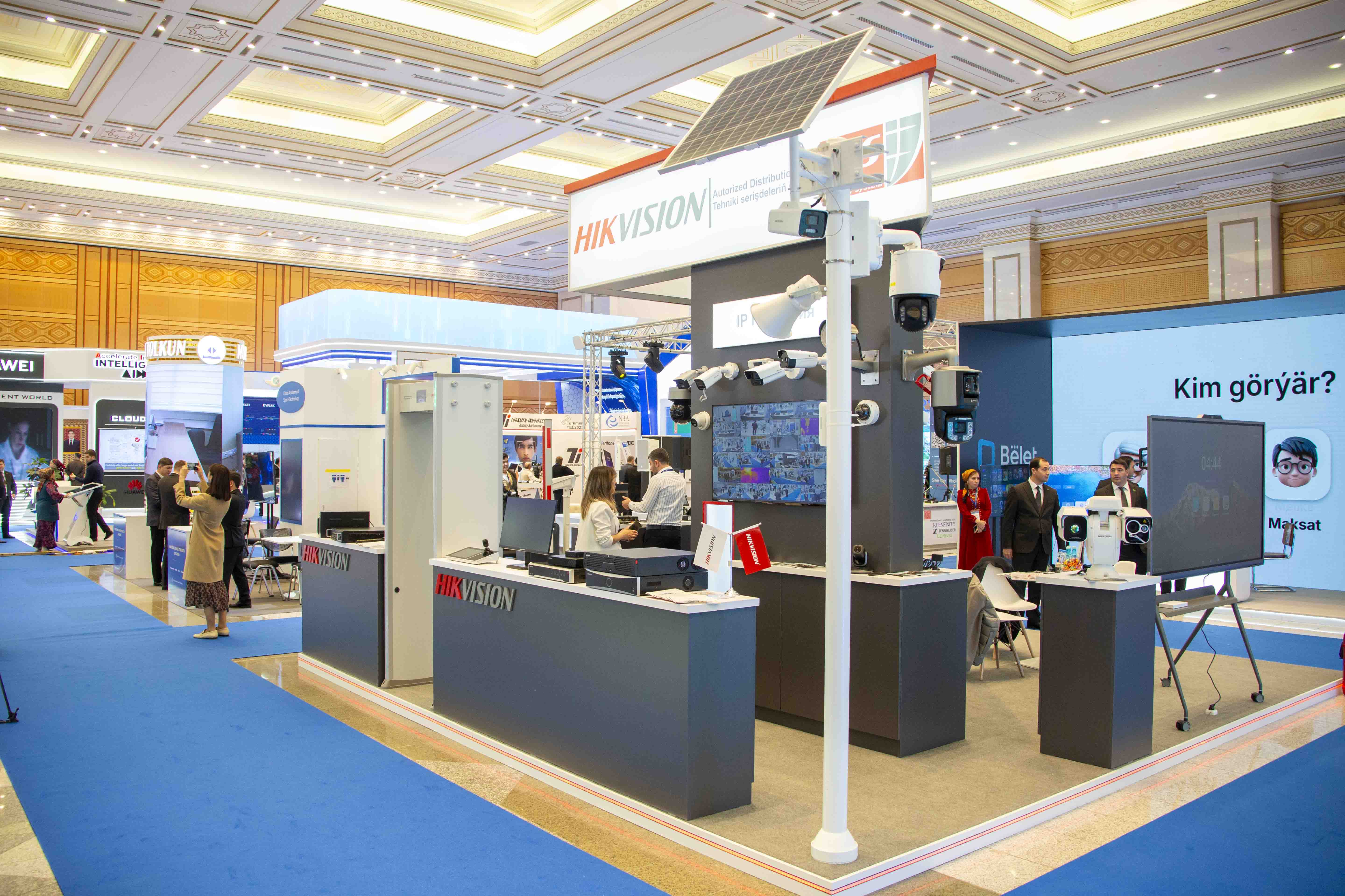 Halkara derejesindäki sergi hem maslahat üstünlikli tamamlandy