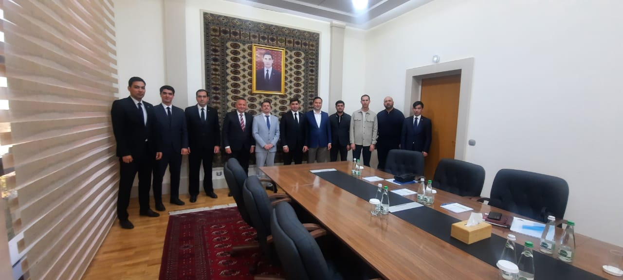 «FAN» kompaniýasynyň wekili bilen TSSE-niň agzalary duşuşdylar