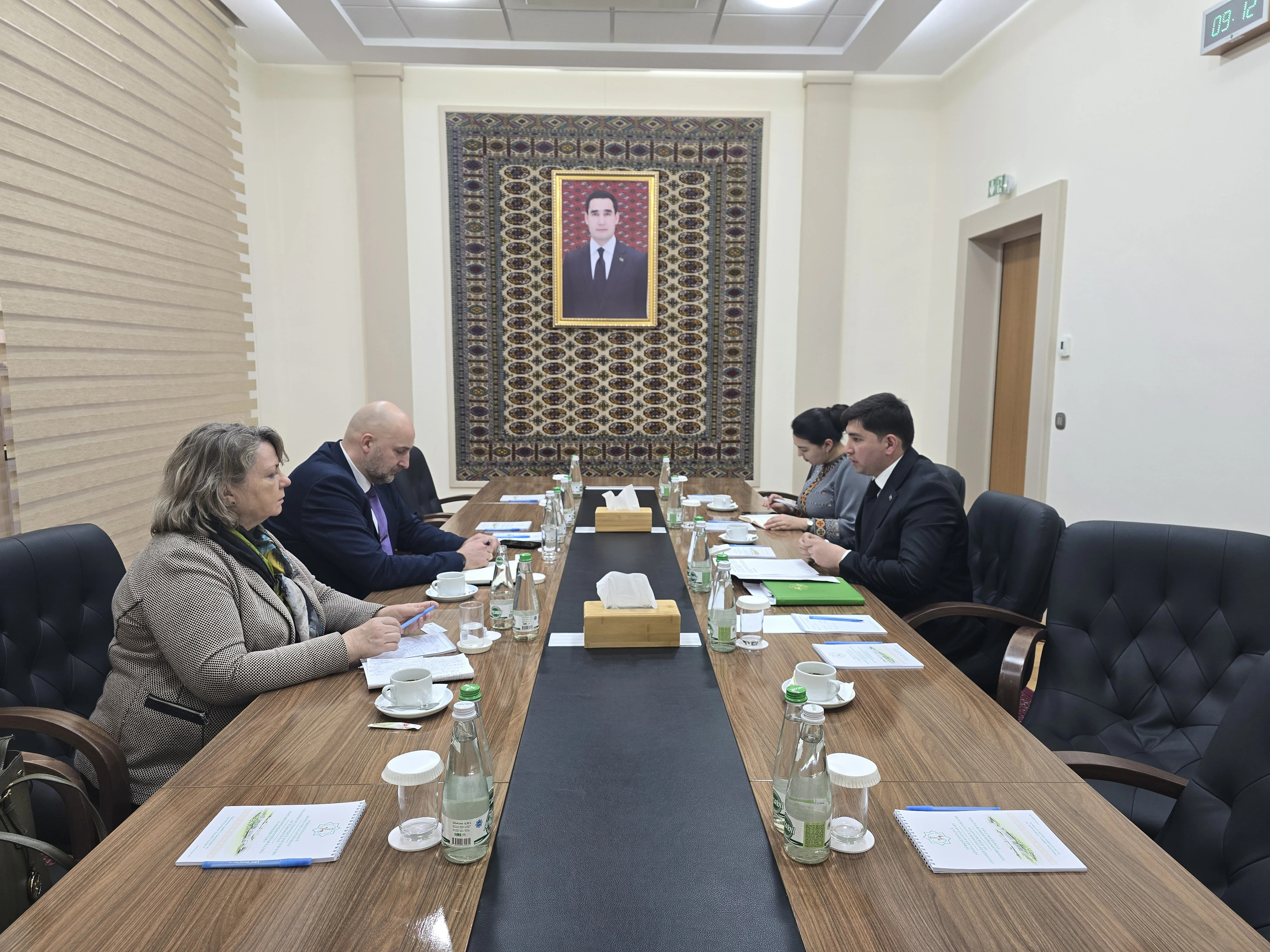 Iki ýurduň arasyndaky söwda hyzmatdaşlygyny giňeltmek boýunça netijeli duşuşyk